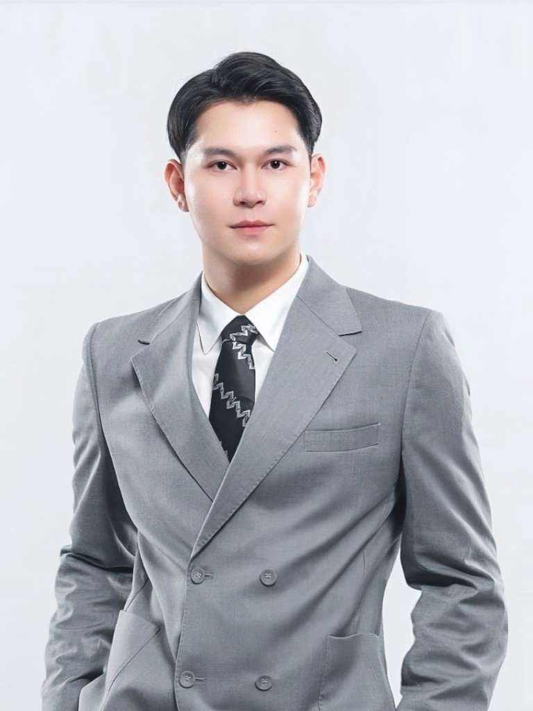 Ekbodin Napaksian portrait
